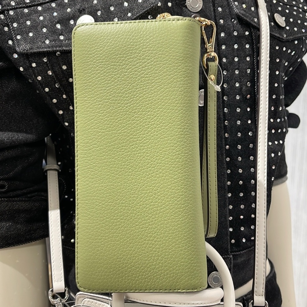 MICHAEL KORS
Leather Continental Wristlet Phone Case Wallet 
Light Sage
NWT - Picture 5 of 16